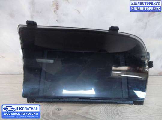 Дисплей бортового компьютера на Mercedes-Benz S (W221)