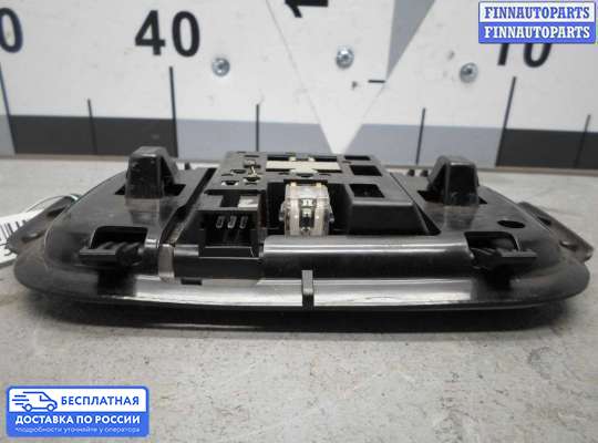 Фонарь салона (плафон) на Hyundai ix35 I / Tucson II (LM)