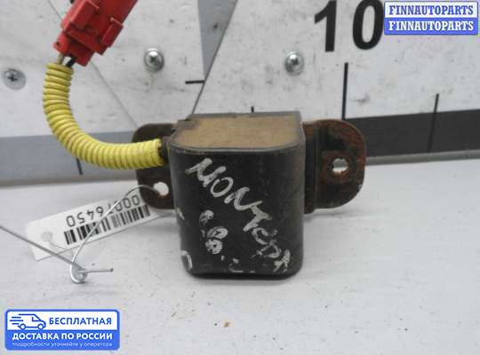 Датчик удара (Airbag) на Mitsubishi Pajero II