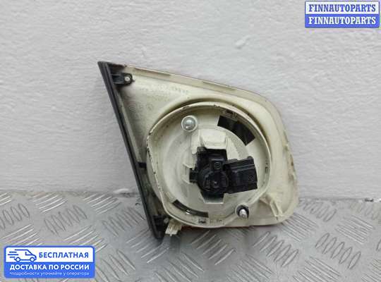 Фонарь крышки багажника на Volkswagen Jetta V (1K)