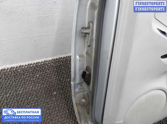 Замок боковой двери на Mercedes-Benz ML (W164)