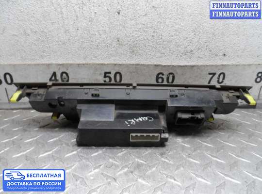 Блок управления печкой на Toyota Camry XV30