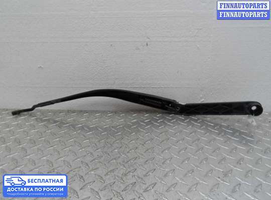 Поводок дворника на Toyota Camry XV40