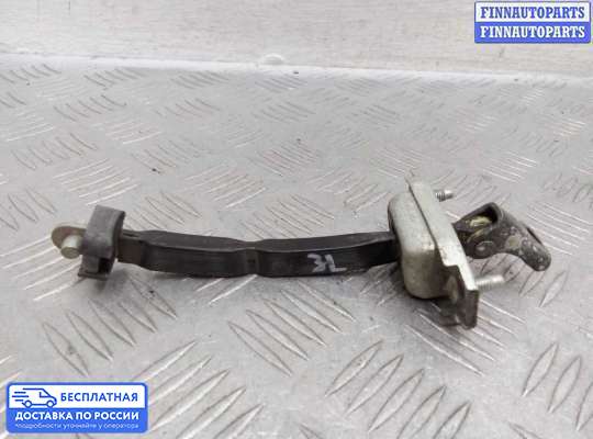 Ограничитель двери на Toyota Camry XV40