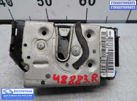 Замок боковой двери на Dodge RAM IV (DS/DJ)