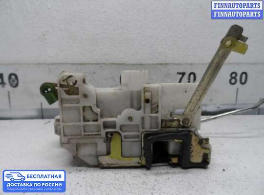 Замок боковой двери на Toyota Caldina T211