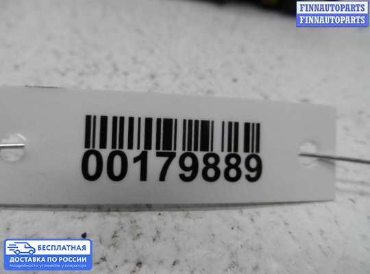 Замок боковой двери на Toyota Caldina T211