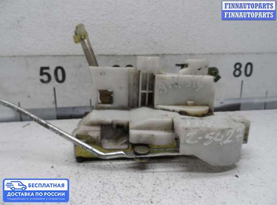 Замок боковой двери на Toyota Caldina T211