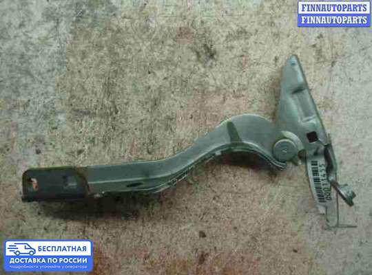 Петля капота на Subaru Tribeca