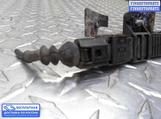 Антенна на Volkswagen Phaeton (3D)