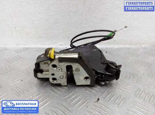 Замок боковой двери на Toyota Sienna II