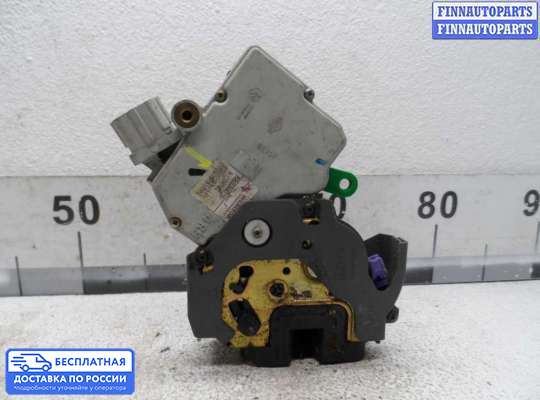 Замок боковой двери на Nissan Primera (P11)