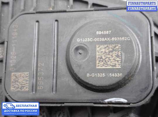 Педальный узел (педаль) на Hyundai Santa Fe III (DM, NC)
