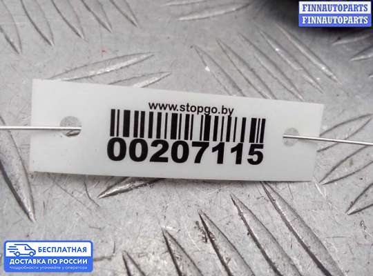 Петля капота на Volkswagen Touareg II (7P)