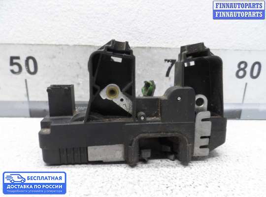 Замок боковой двери на Opel Zafira A