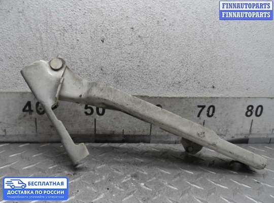 Петля капота на Ford Explorer III (U152)
