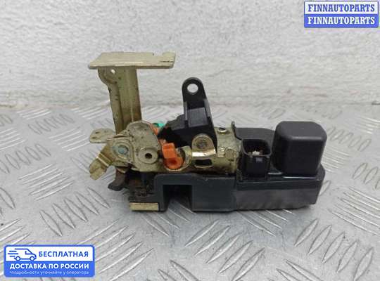 Замок боковой двери на Chrysler Pacifica