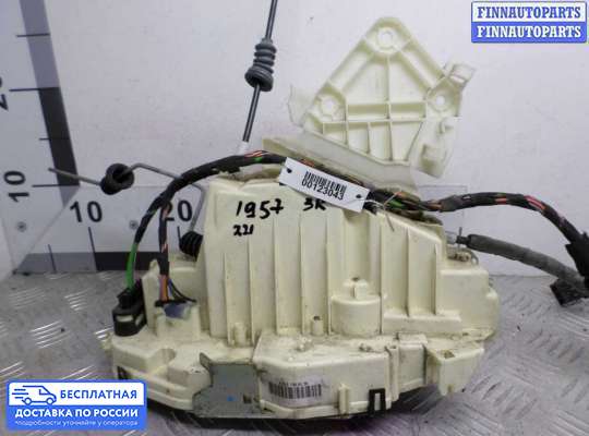 Замок боковой двери на Mercedes-Benz S (W221)
