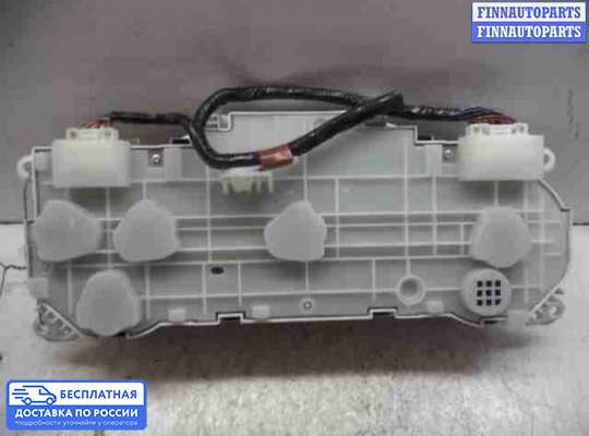 Щиток приборов на Toyota FJ Cruiser