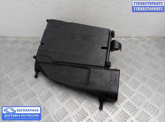 Корпус воздушного фильтра на Mercedes-Benz GL (X164)