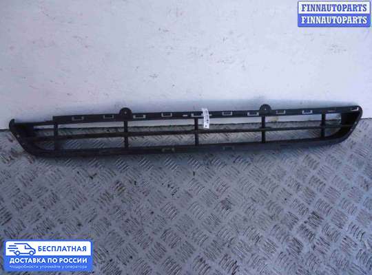 Решетка (заглушка) бампера на Hyundai Santa Fe III (DM, NC)