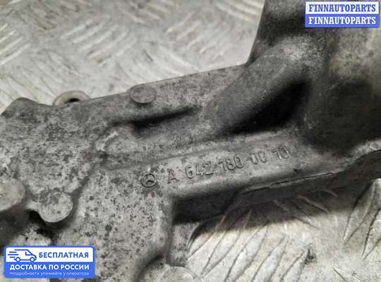 Корпус масляного фильтра на Mercedes-Benz E (W212)