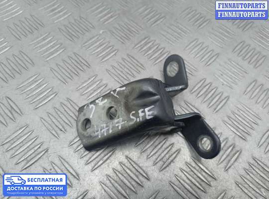 Петля двери на Hyundai Santa Fe II (CM)