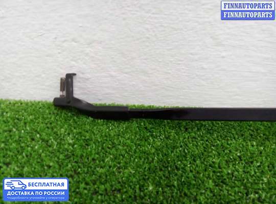 Поводок дворника на Mercedes-Benz E (W212)