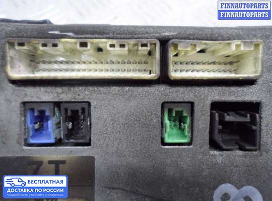 Дисплей бортового компьютера на Infiniti Q50 (V37)