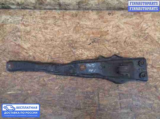 Кронштейн КПП на Mazda MPV II LW