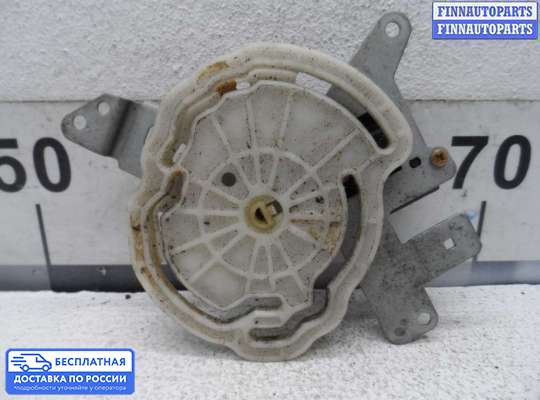 Моторчик заслонки печки на Toyota Land Cruiser 100