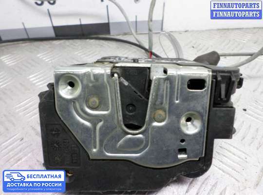 Замок боковой двери на Mercedes-Benz C (W203)