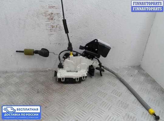 Замок боковой двери на Mercedes-Benz C (W204)