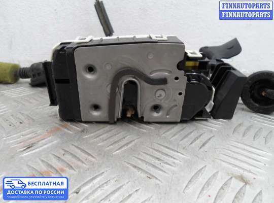 Замок боковой двери на Mercedes-Benz C (W204)