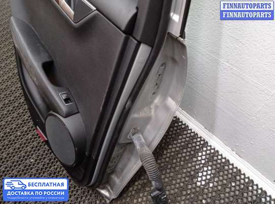 Замок боковой двери на Mercedes-Benz C (W204)