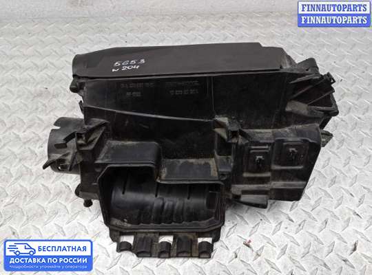 Корпус воздушного фильтра на Mercedes-Benz C (W204)