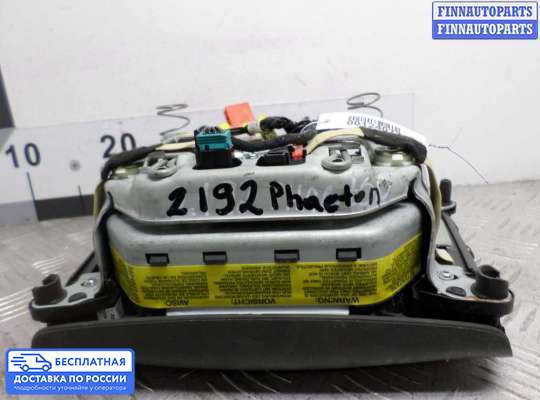 Подушка безопасности водителя (AirBag) на Volkswagen Phaeton (3D)