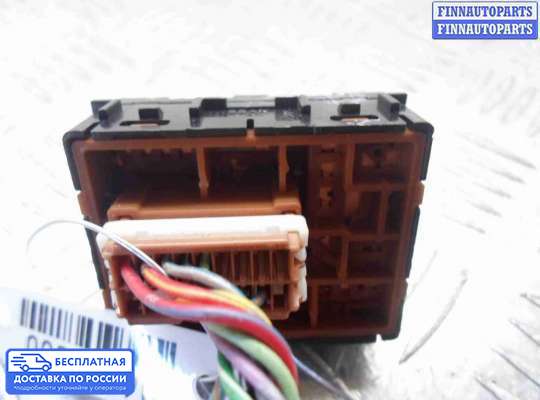 Блок управления зеркал на Infiniti FX I (S50)