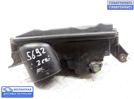 Корпус воздушного фильтра на Mercedes-Benz ML (W164)