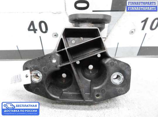 Кронштейн бампера на Mercedes-Benz GL (X164)