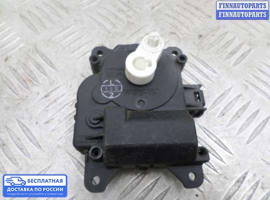 Моторчик заслонки печки на Toyota Camry XV30