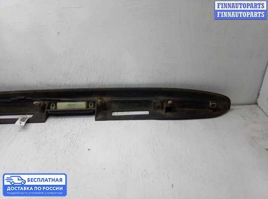 Планка подсветки номера на Toyota Harrier II (U30W)