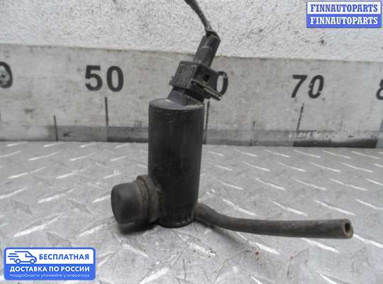 Моторчик (насос) омывателя на Ford Focus I