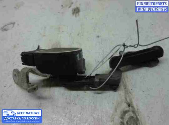 Датчик дорожного просвета на BMW 5 (F10/F11)