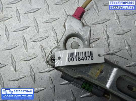 Стеклоподъемник электрический на Audi A8 (D2, 4D)