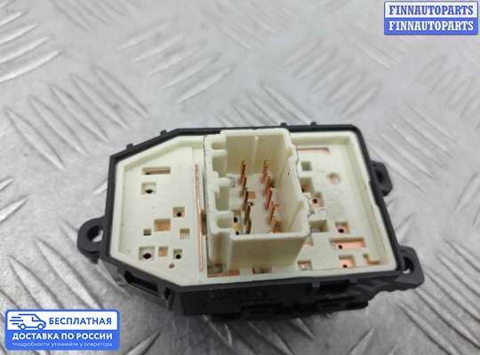 Блок управления зеркал на Hyundai Santa Fe III (DM, NC)