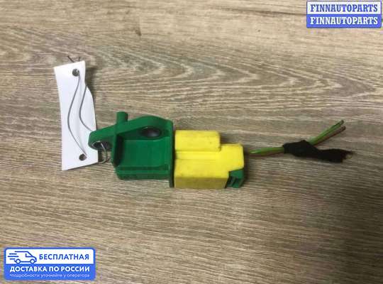 Датчик удара (Airbag) на Audi A4 (8K, B8)
