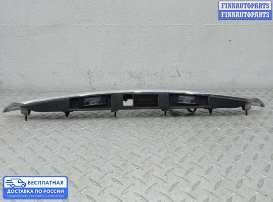 Планка подсветки номера на Infiniti Q50 (V37)