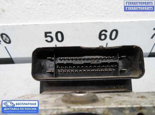 Блок ABS на Volkswagen Golf V (1K)