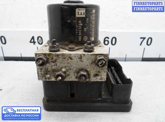 Блок ABS на Volkswagen Golf V (1K)